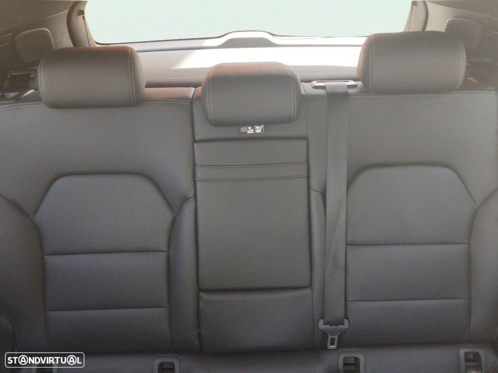 Mercedes-Benz GLA 200 d Urban Aut. - 16