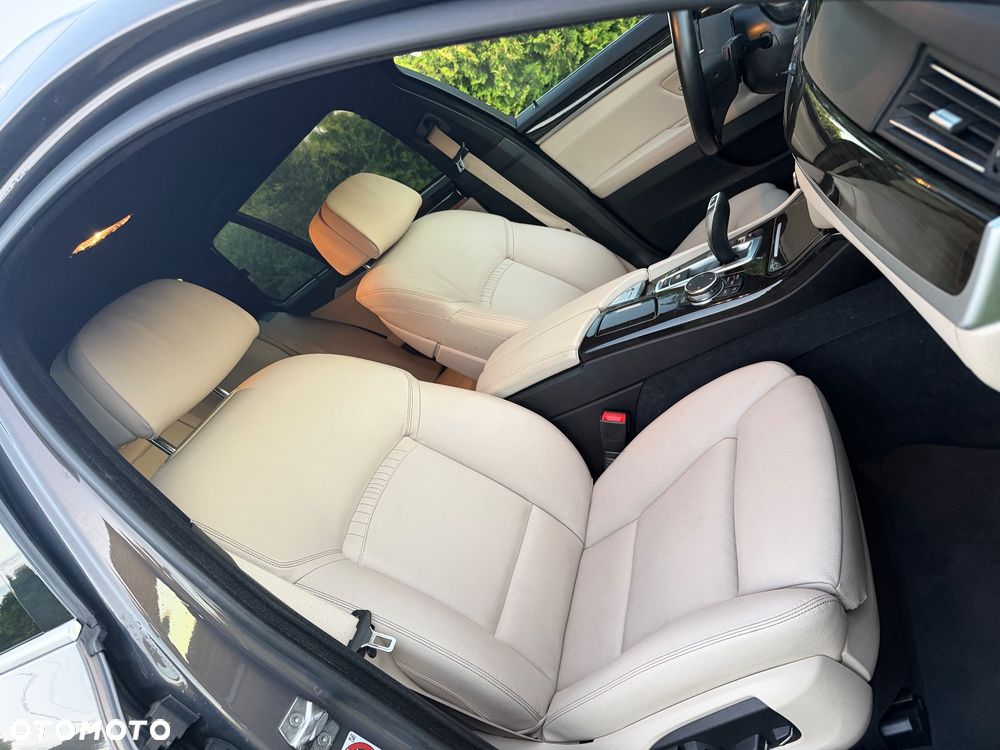 BMW Seria 5 520d M Sport - 21