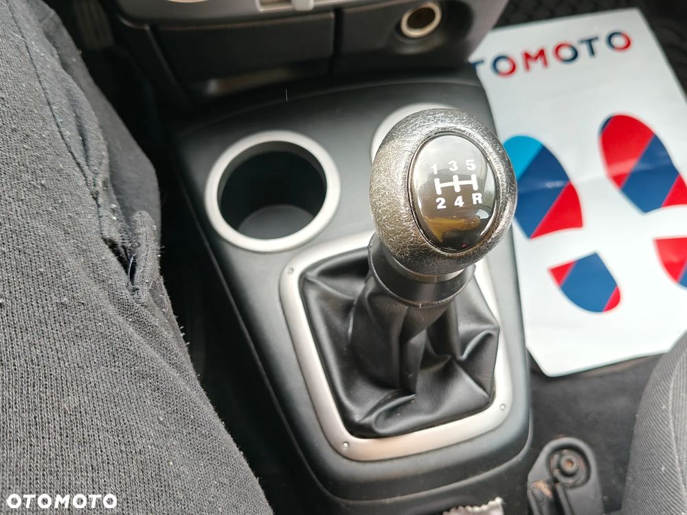 Mazda 2 1.4l Exclusive - 24