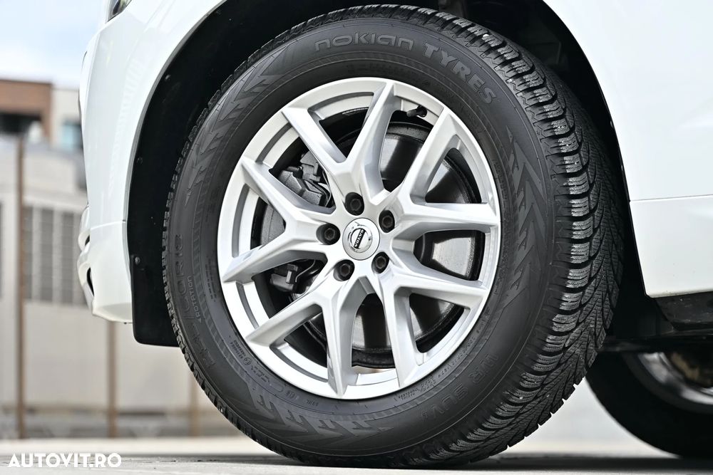 Volvo XC 60 D5 AWD Geartronic Inscription - 25