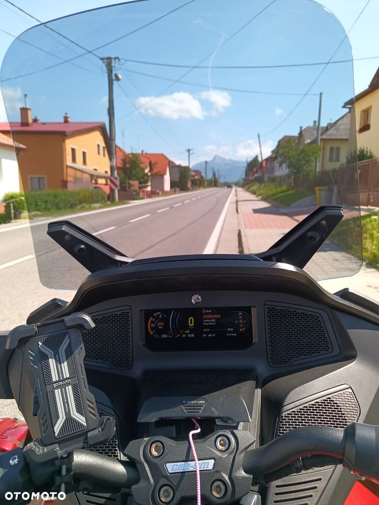 Can-Am Spyder - 2
