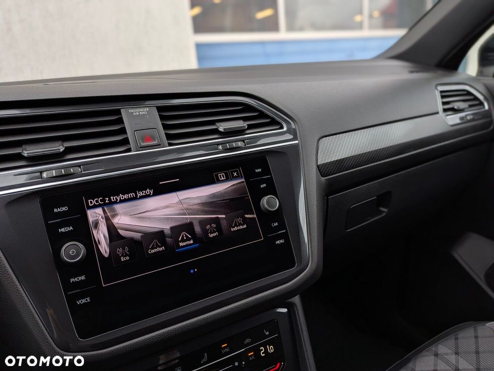 Volkswagen Tiguan Allspace 2.0 TDI 4Mot R-Line DSG - 29