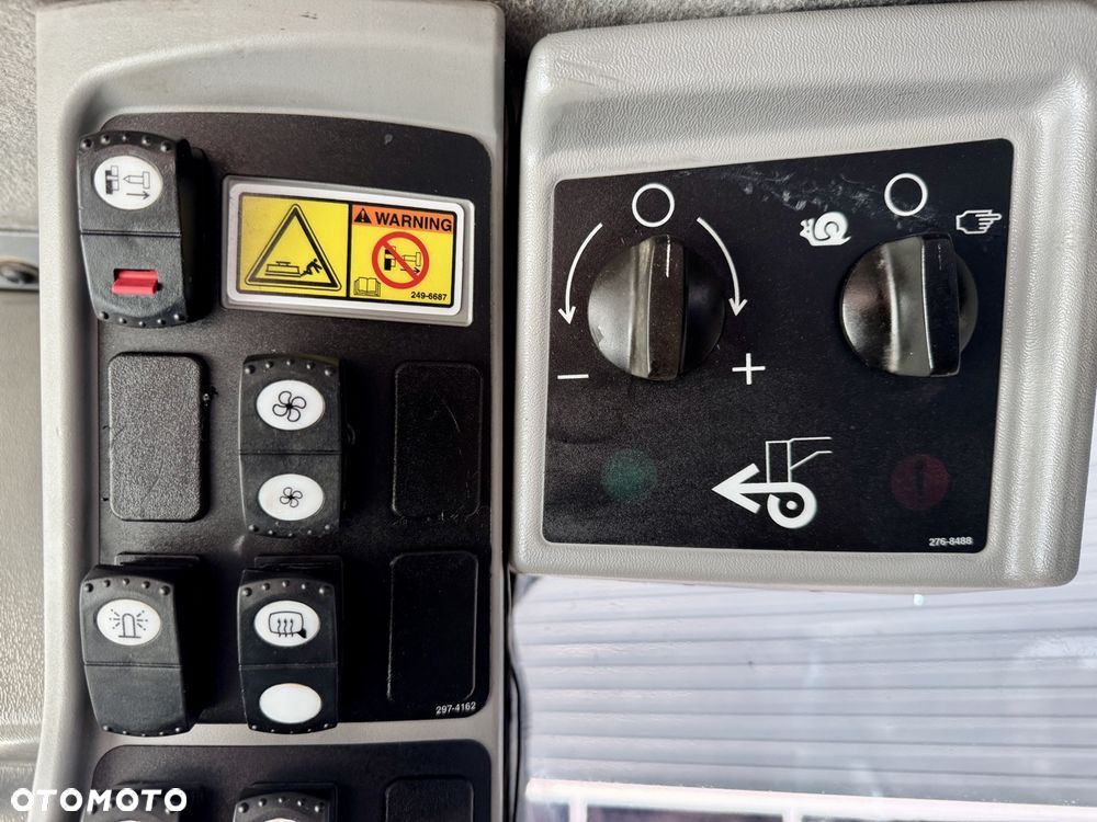 Caterpillar 140M AWD - 7