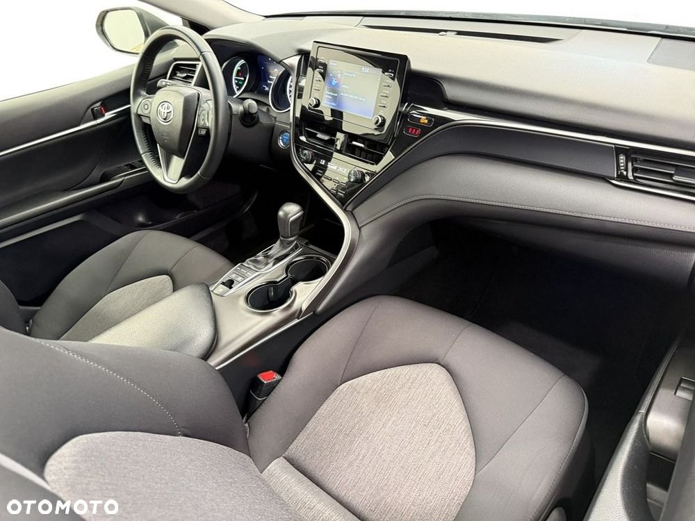 Toyota Camry - 15