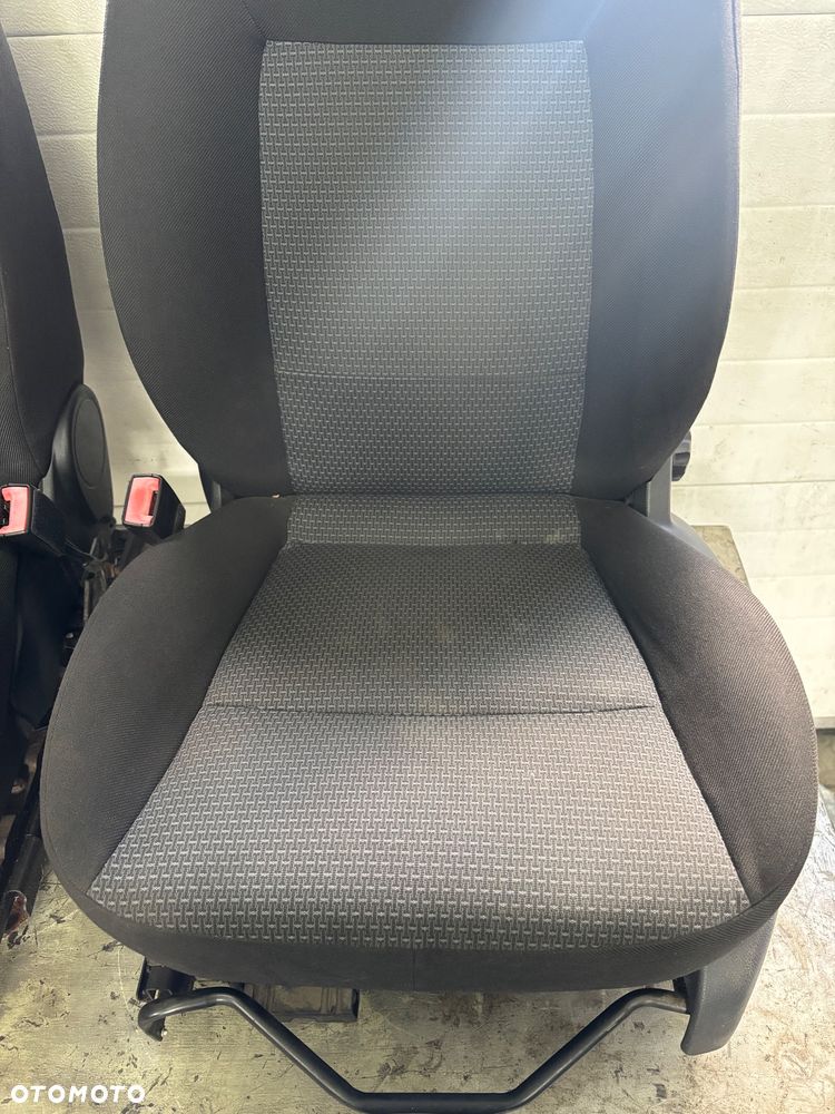 FORD MONDEO MK4 FOTELE PRZEDNIE GRZANE - 5