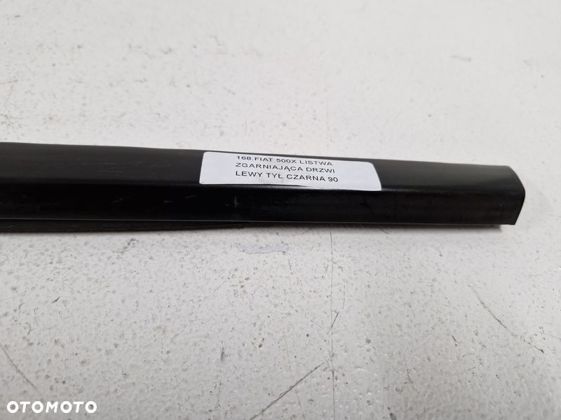 fiat 500x listwa zgarniająca drzwi lewy tył lewa tylna czarna - 5