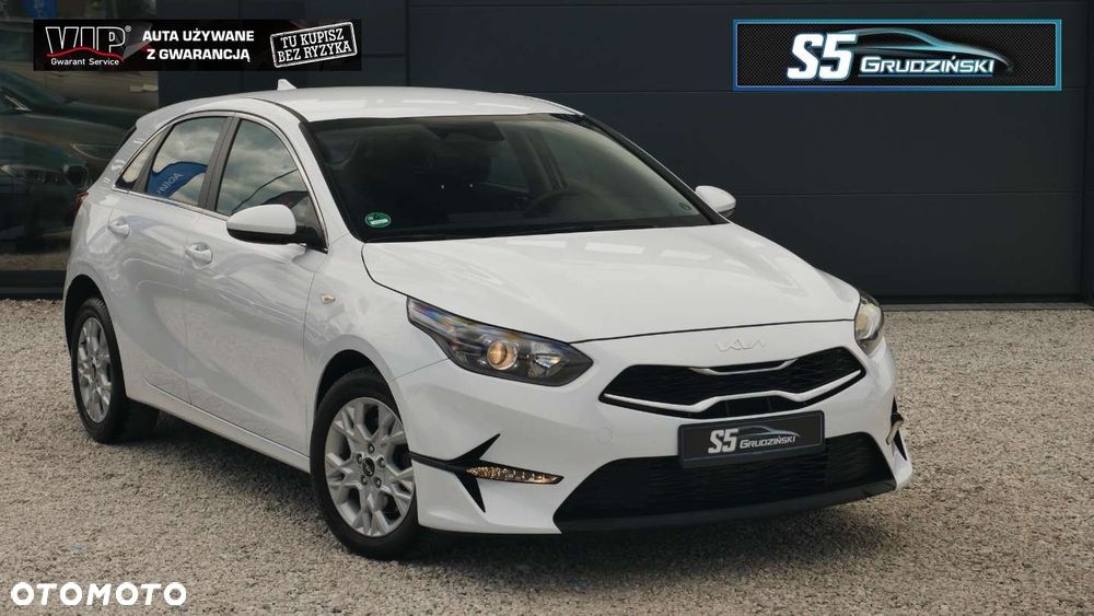 Kia Ceed - 1