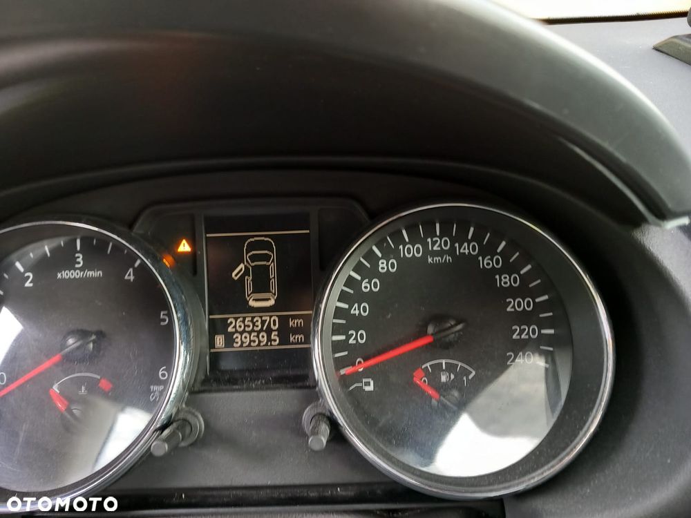 Nissan Qashqai - 2