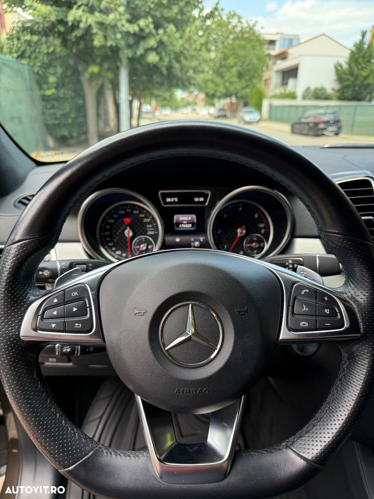 Mercedes-Benz GLE 350 d 4MATIC - 12