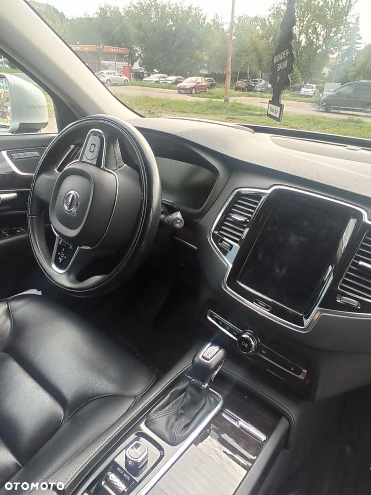 Volvo XC 90 T6 AWD Momentum 7os - 34