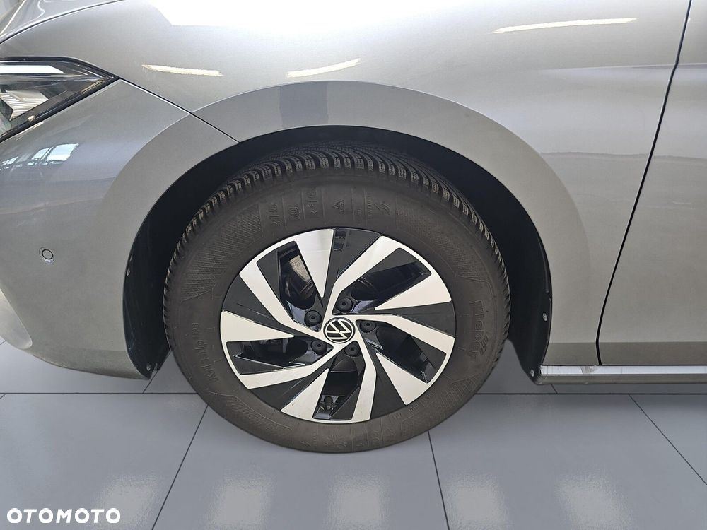 Volkswagen Passat - 34