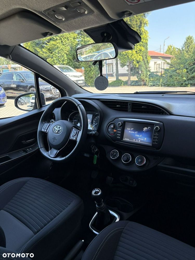 Toyota Yaris - 15