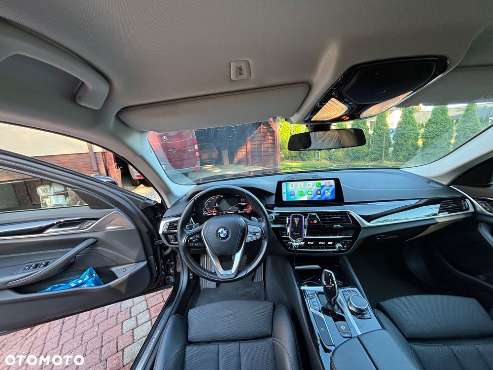 BMW Seria 5 518d Sport Line sport - 15
