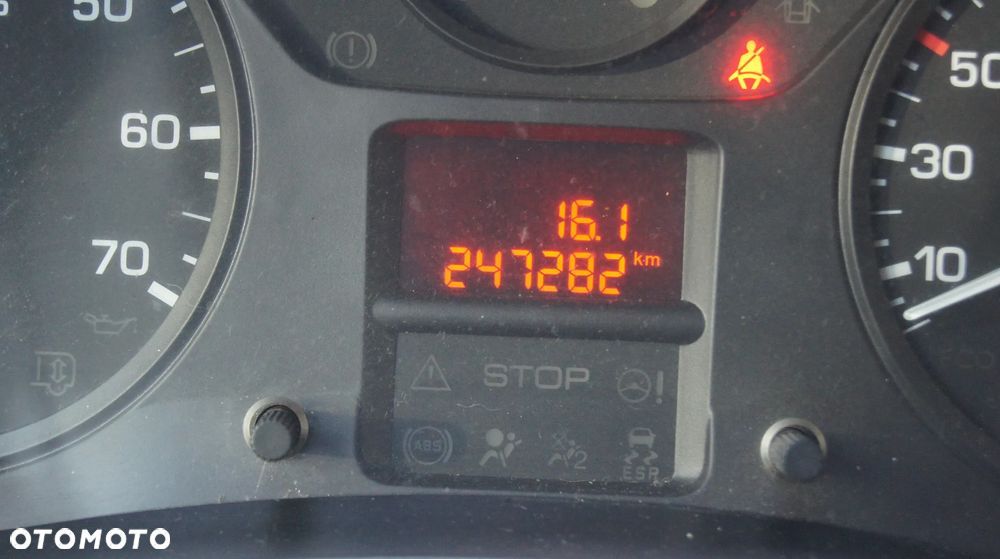 Peugeot PARTNER - 18