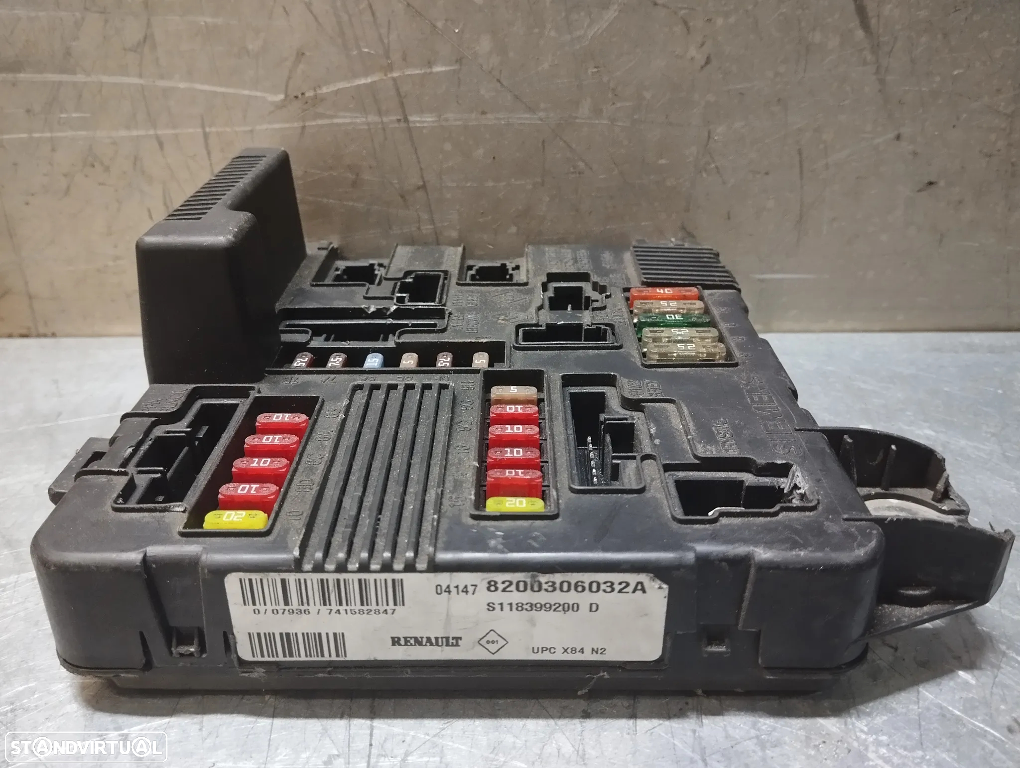 CAIXA DOS FUSIVEIS RENAULT MEGANE II / SCENIC REF. 8200306032A S118399200 - 3