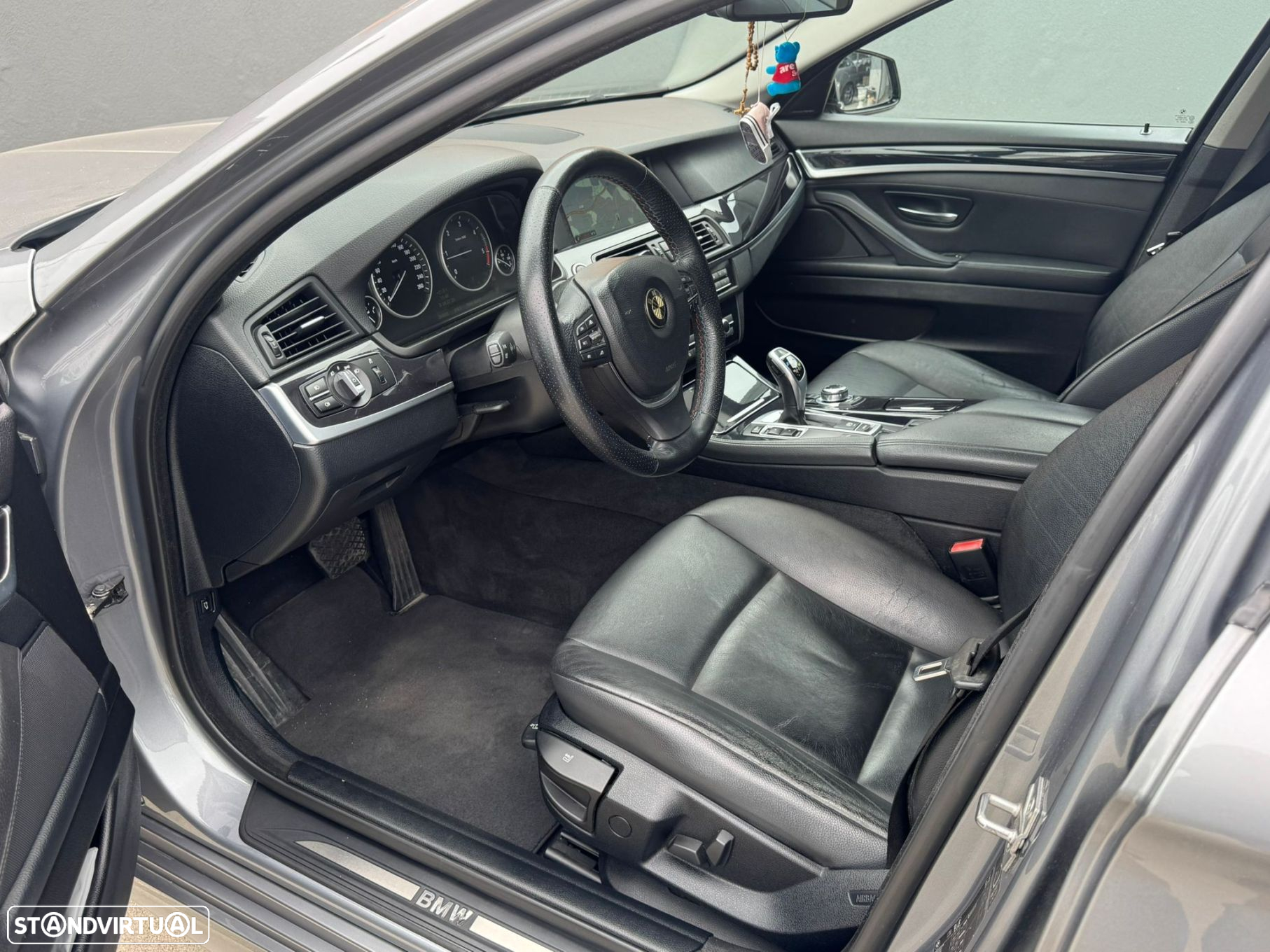 BMW 520 d Auto 129g - 41