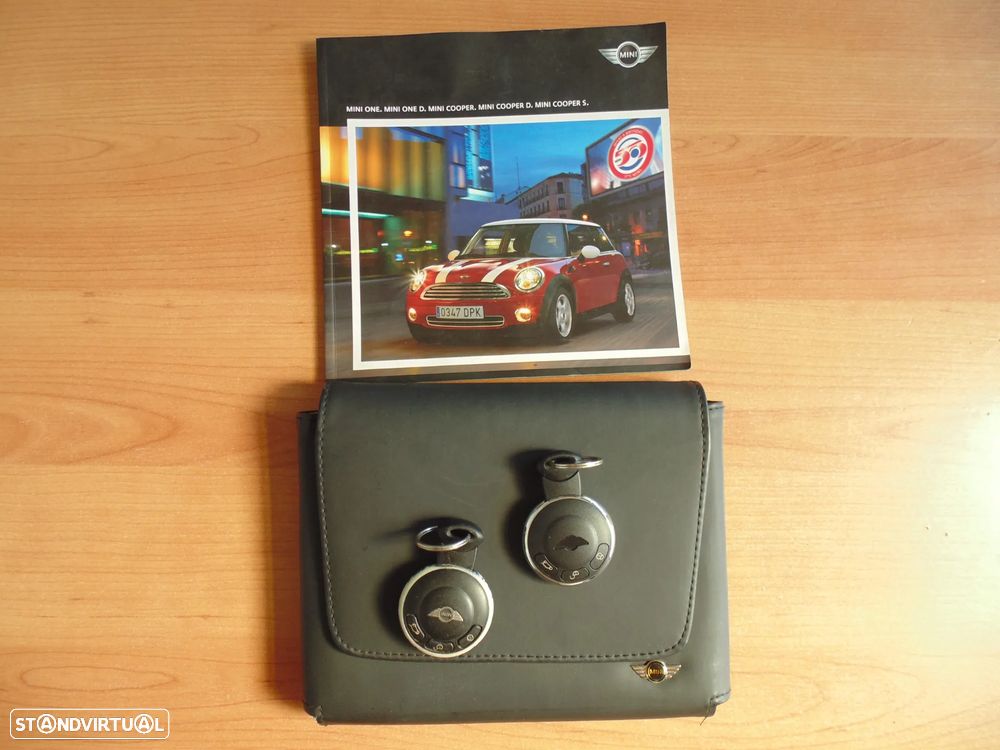 MINI 3 Portas Cooper D - 31