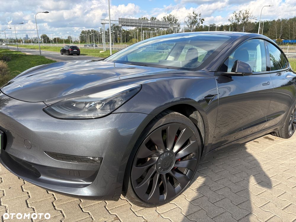 Tesla Model 3 - 14