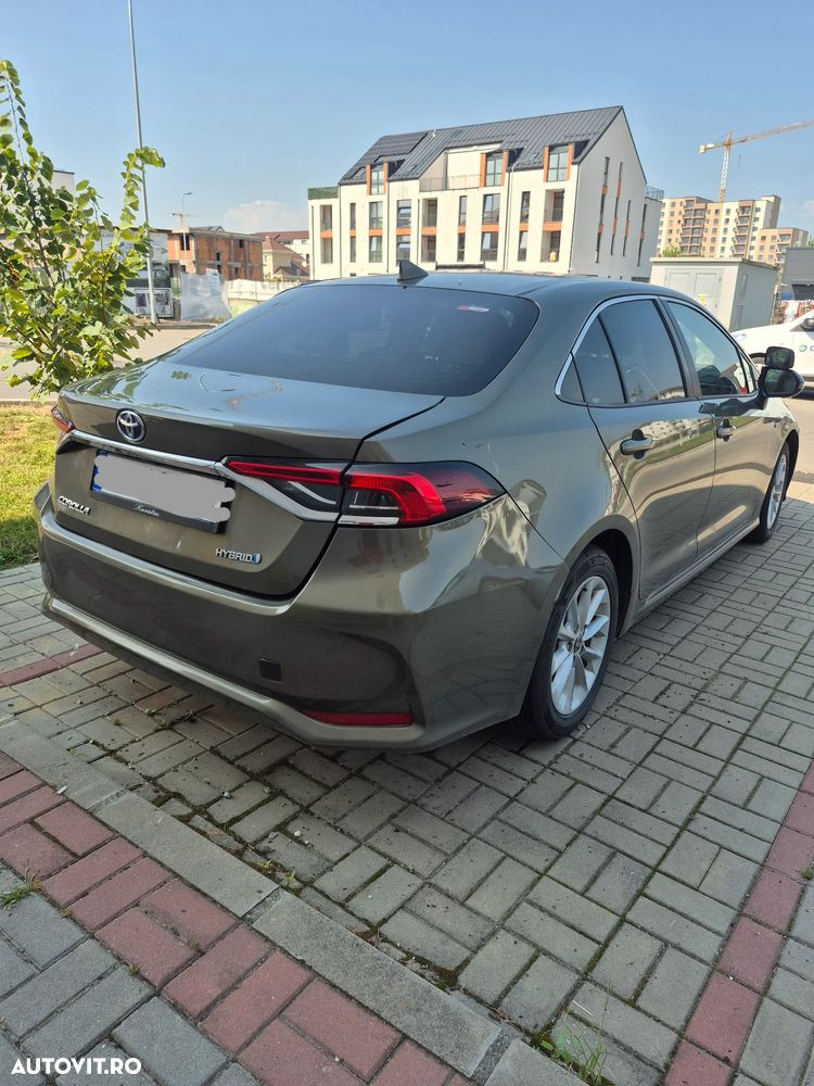 Toyota Corolla 1.8 HSD Business - 3