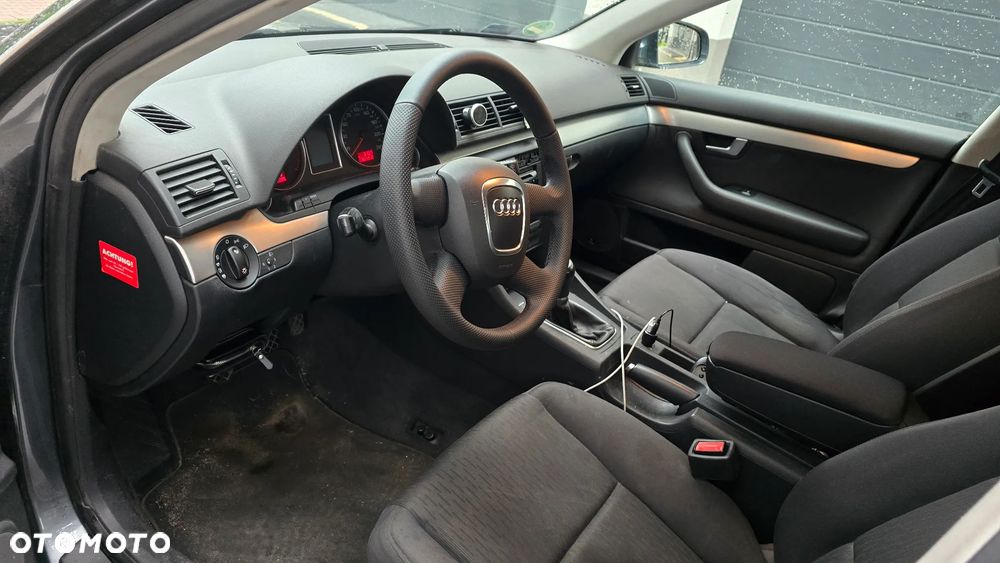 Audi A4 Avant 2.0 TDI DPF - 6
