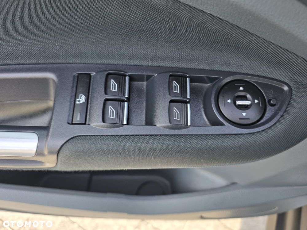 Ford C-MAX - 19