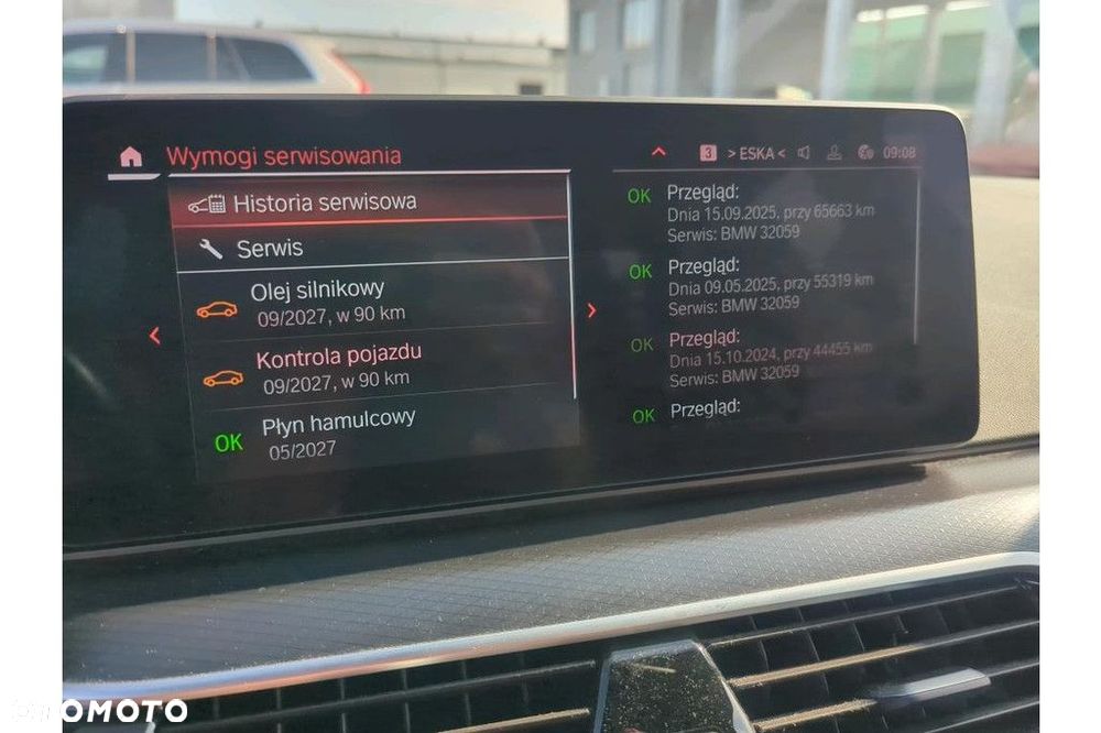 BMW Seria 5 520d xDrive - 14