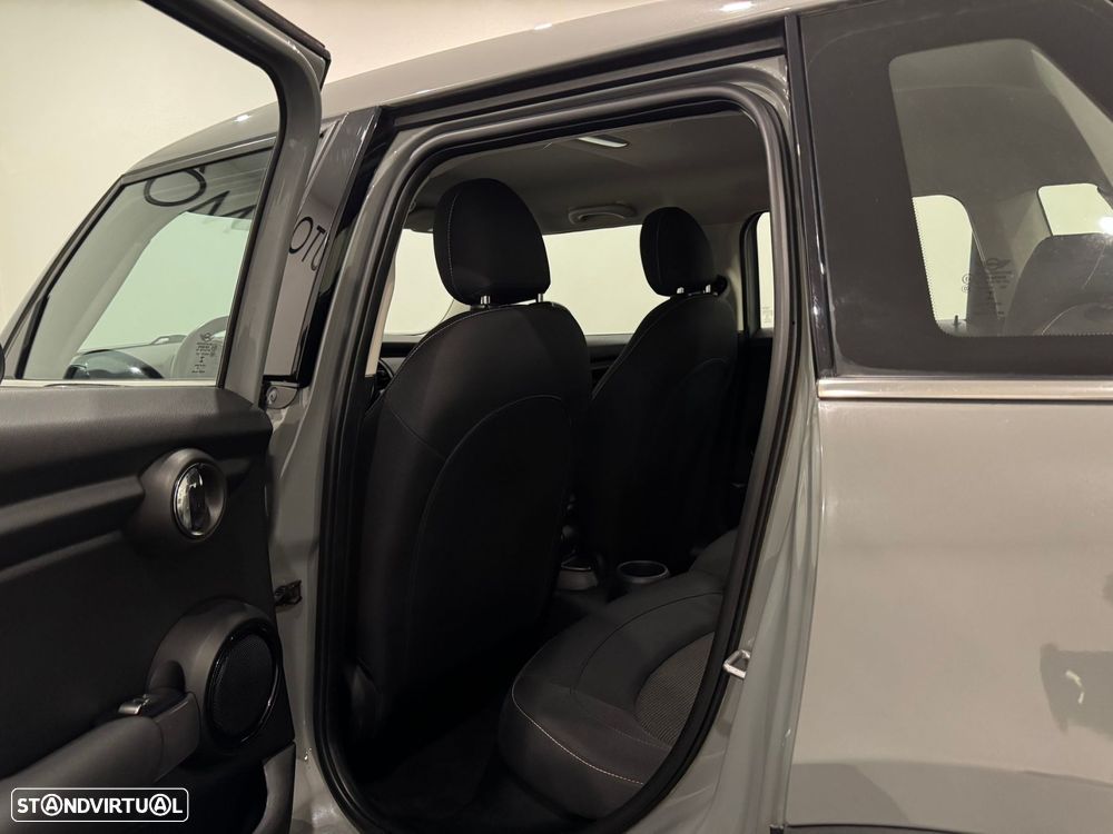 MINI 5 Portas One D - 27