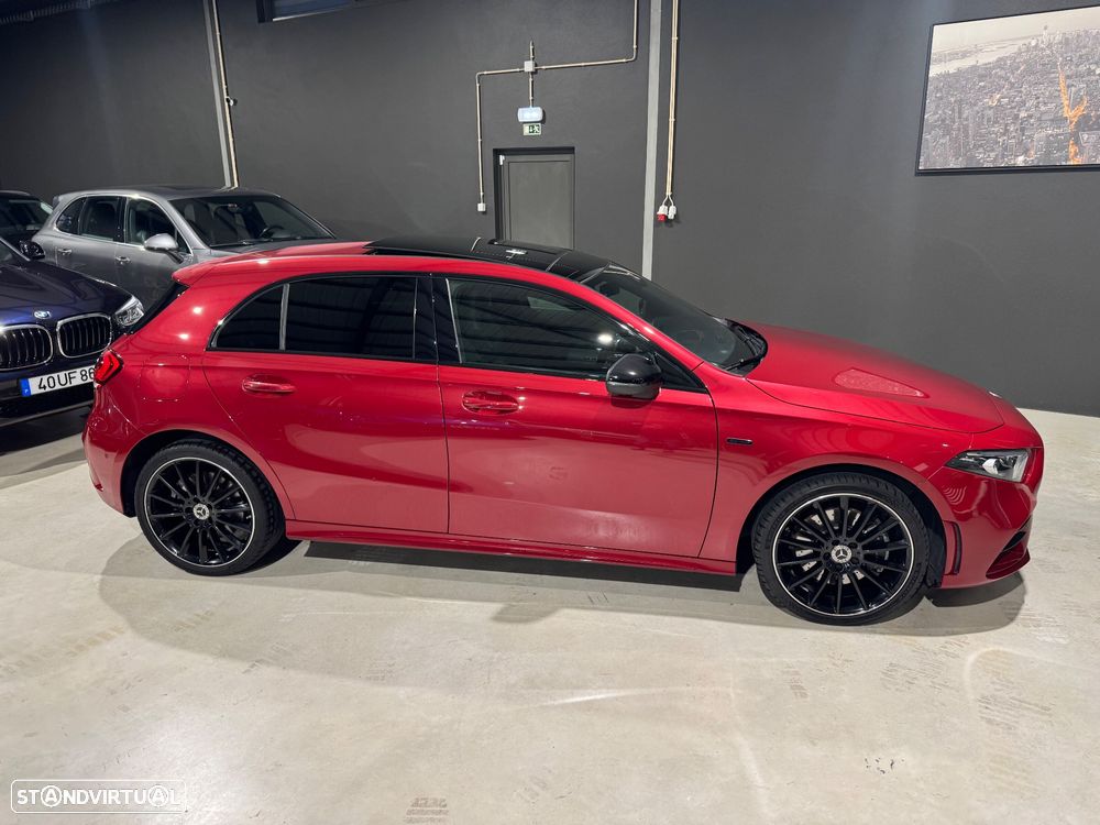 Mercedes-Benz A 250 e AMG Line - 12