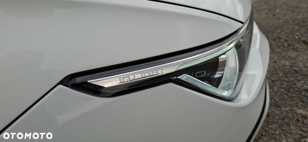 Volkswagen Golf 2.0 TDI SCR DSG R-Line - 13