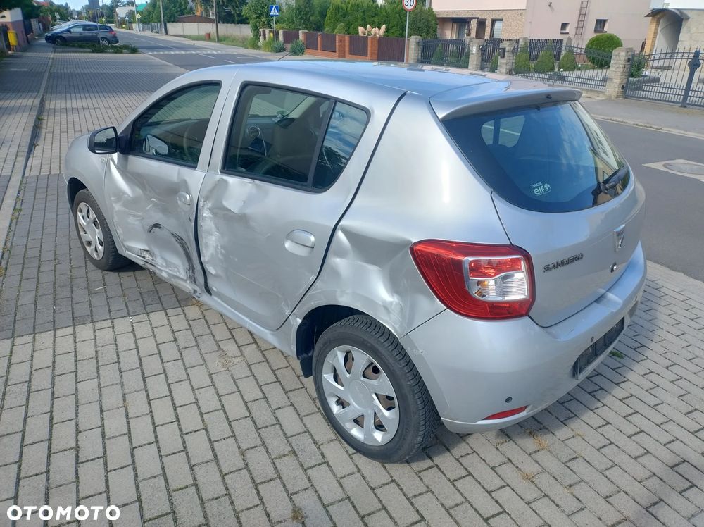 Dacia Sandero 1.2 16V 75 Celebration - 2