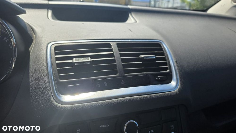 Opel Meriva - 11
