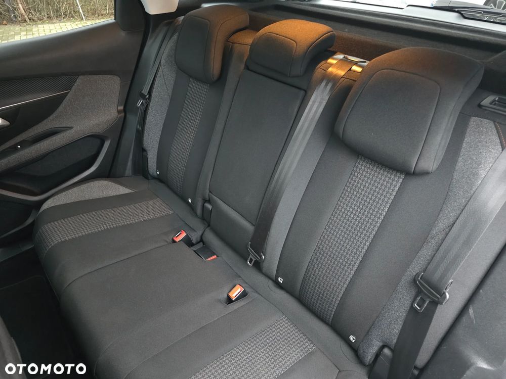 Peugeot 3008 - 13