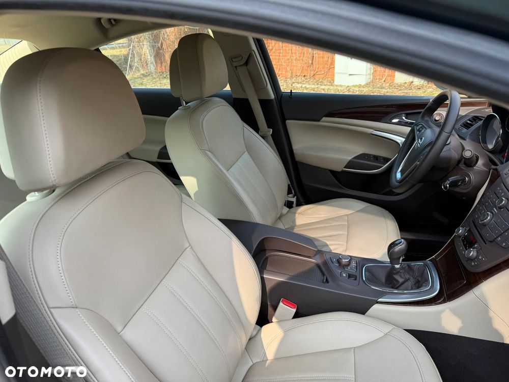 Opel Insignia 2.0 Turbo 4x4 Design Edition - 20