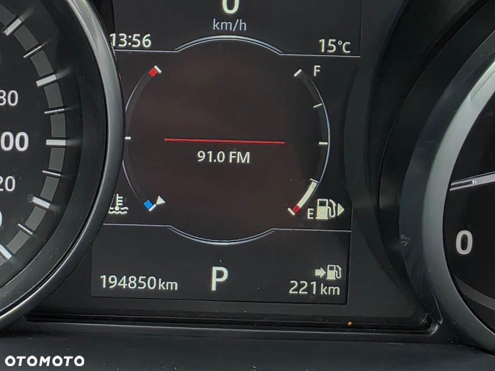 Land Rover Discovery 3.0 TD6 HSE - 15