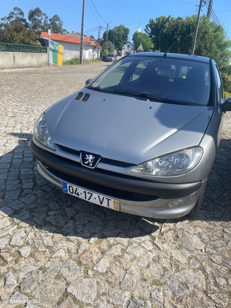 Peugeot 206 1.1 Color Line - 2