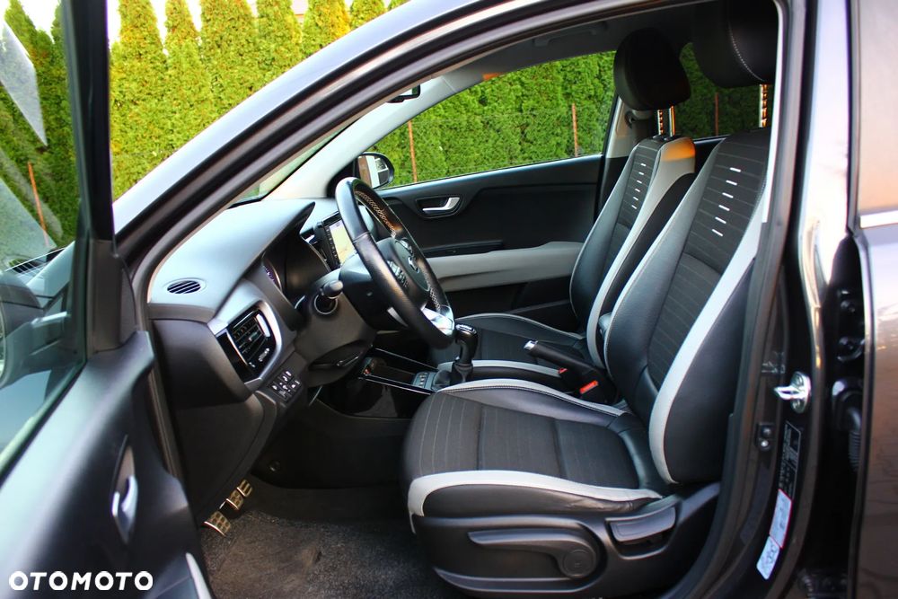 Kia Stonic 1.6 CRDi SCR XL - 24