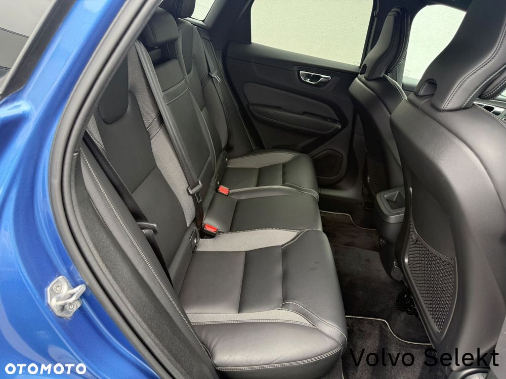 Volvo XC 60 - 32