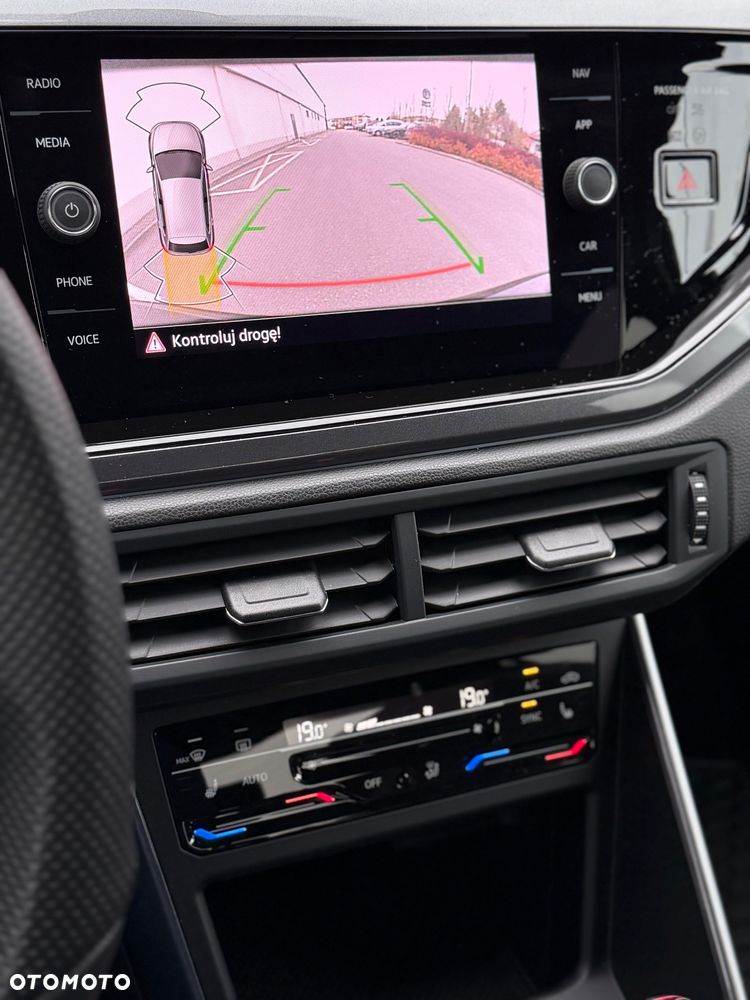 Volkswagen Polo - 17