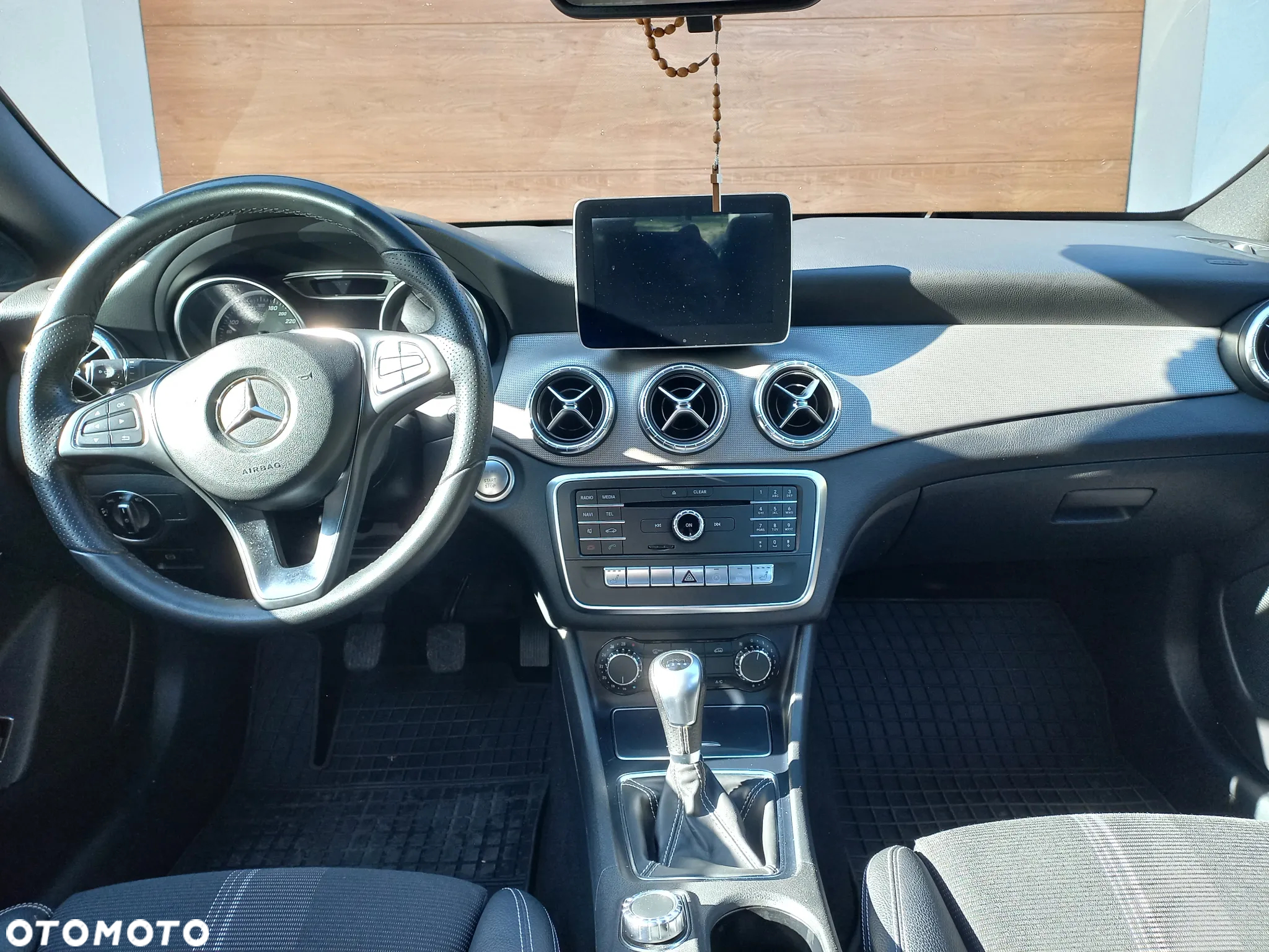 Mercedes-Benz CLA 180 d Urban - 21