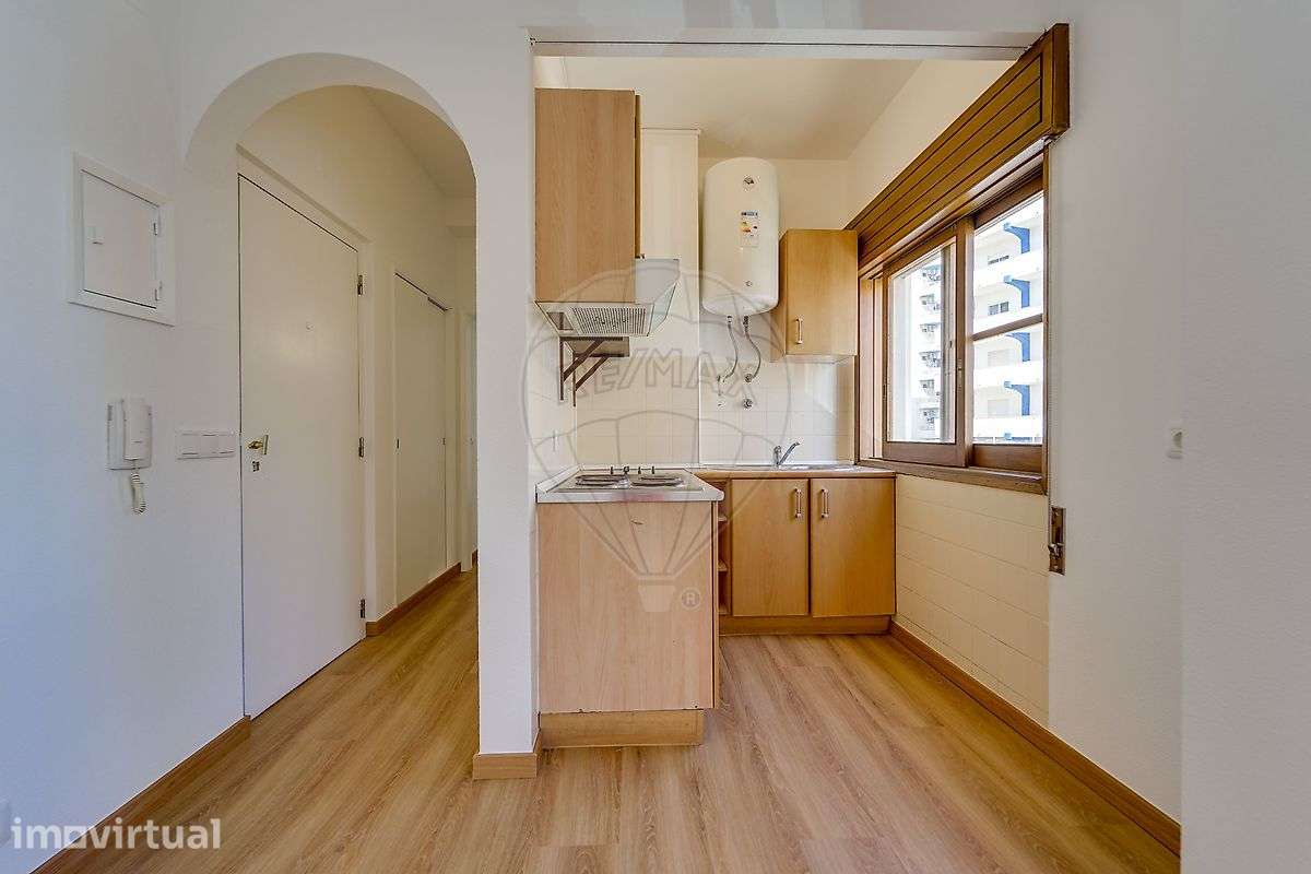 Apartamento T1 para venda - Grande imagem: 2/14