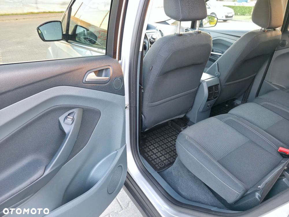 Ford C-MAX 2.0 TDCi Titanium - 16