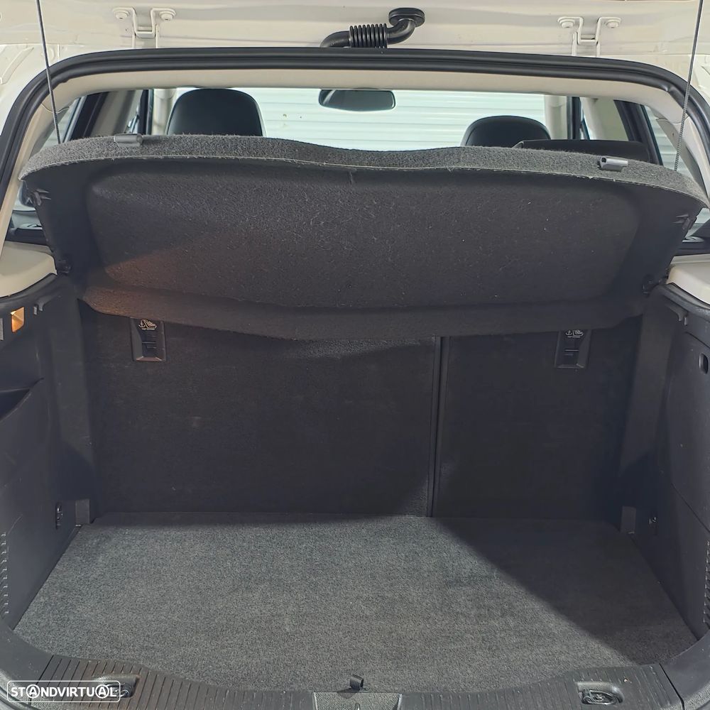 Opel Mokka 1.4 T Executive S/S - 7