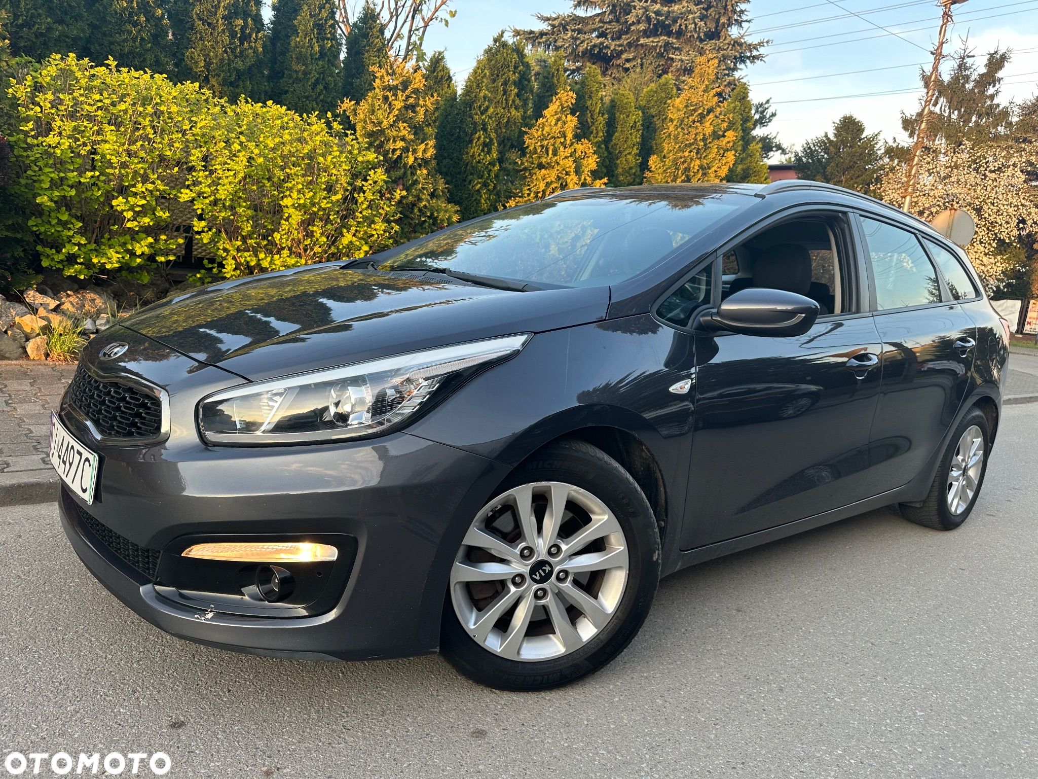 Kia Ceed 1.6 CRDi 136 ISG SW Spirit - 1