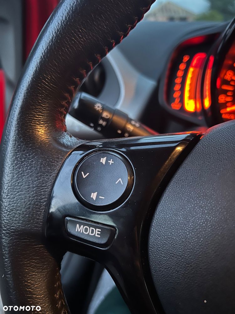 Toyota Auris - 12