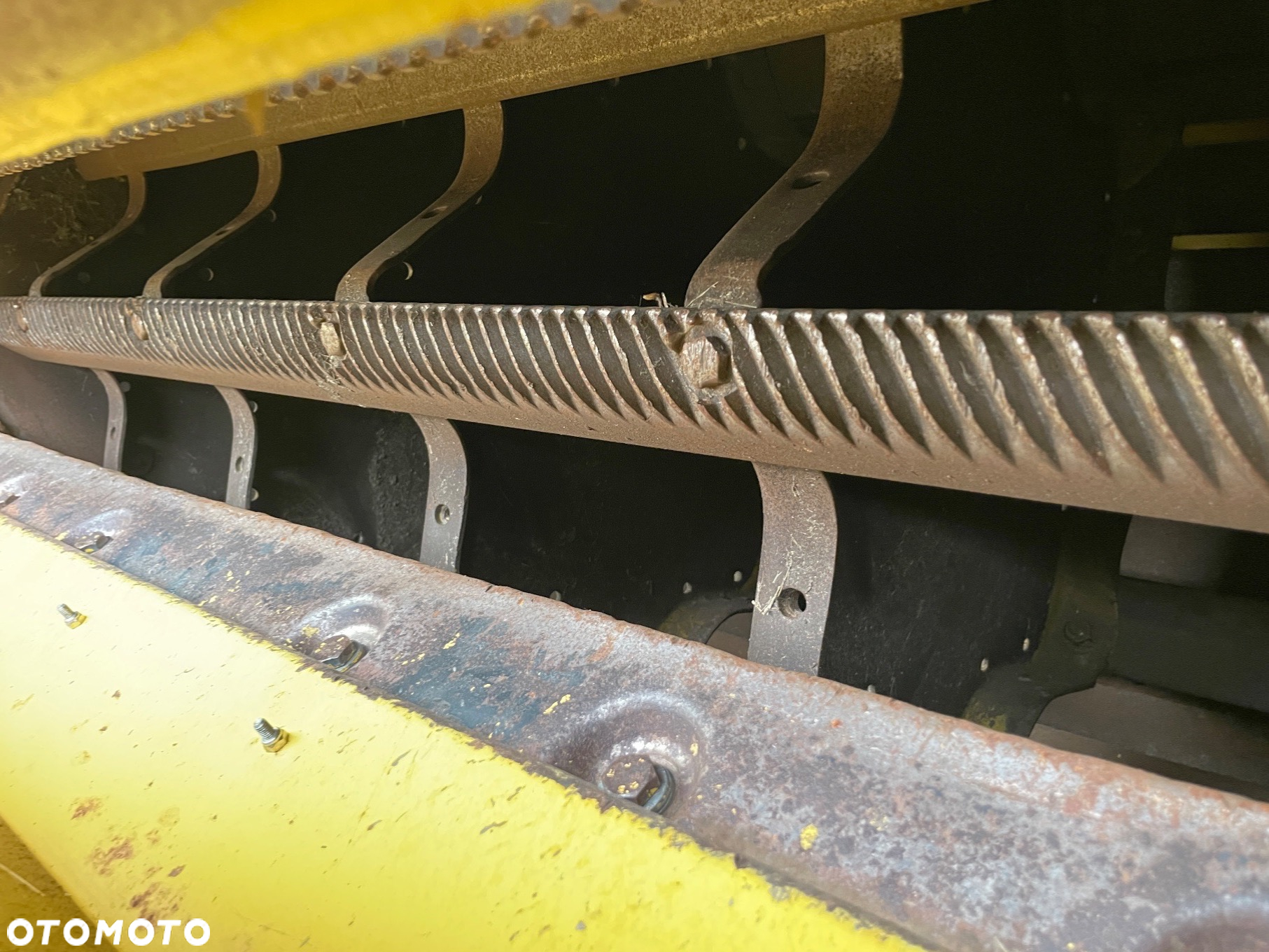 New Holland TX 32 - 24