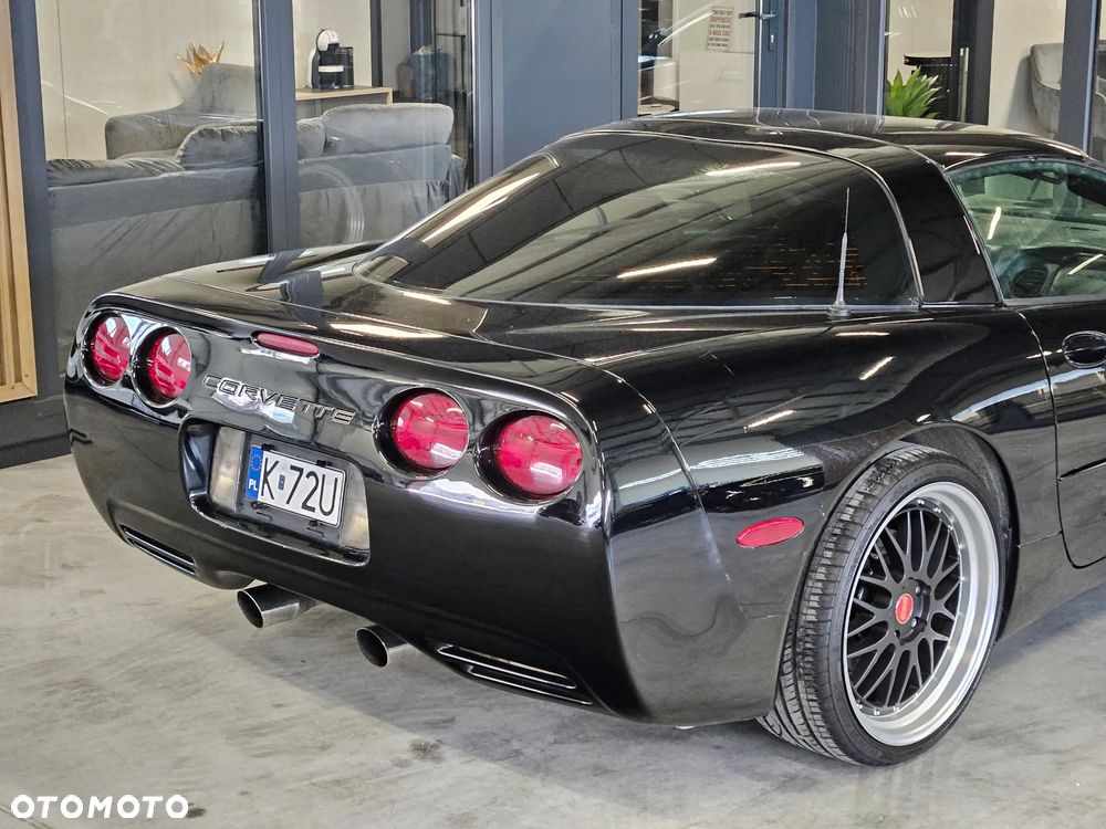 Chevrolet Corvette 5.7 - 11