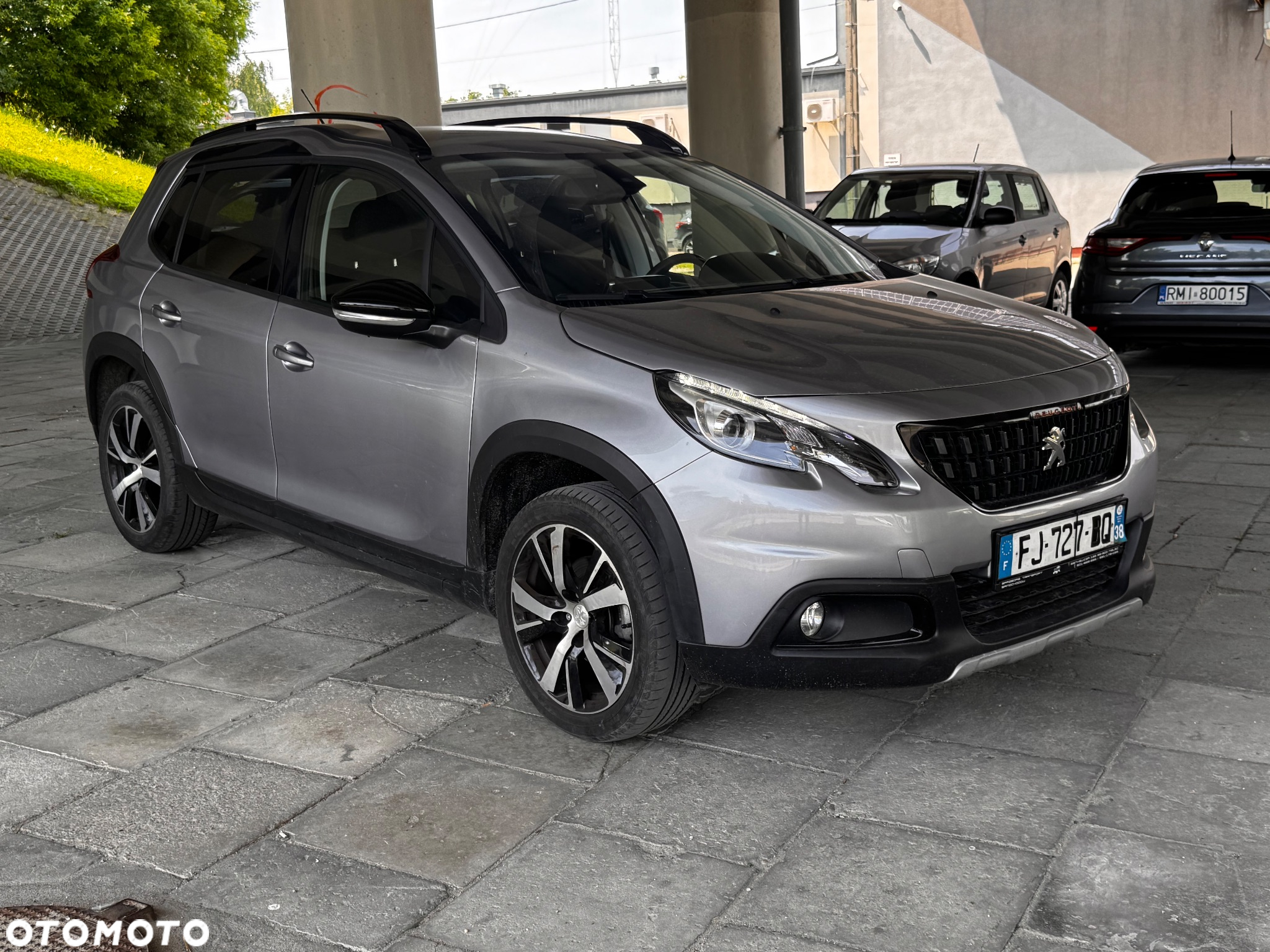 Peugeot 2008 1.2 PureTech GT S&S - 11