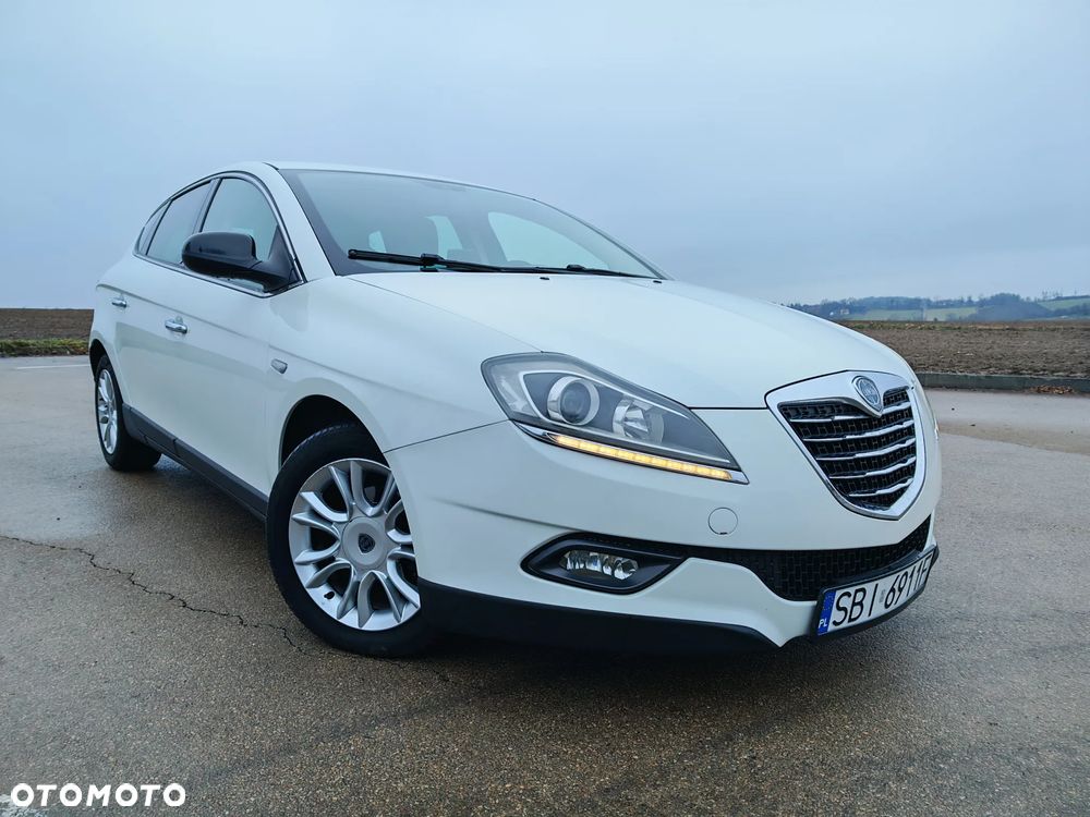 Lancia Delta 1.4 T-Jet 16v Oro - 6