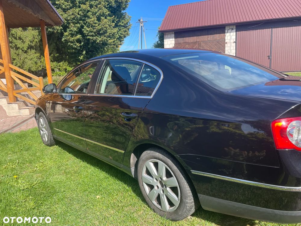 Volkswagen Passat 1.9 TDI Comfortline - 5
