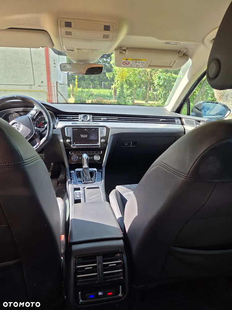 Volkswagen Passat 2.0 TDI BMT Highline DSG - 11